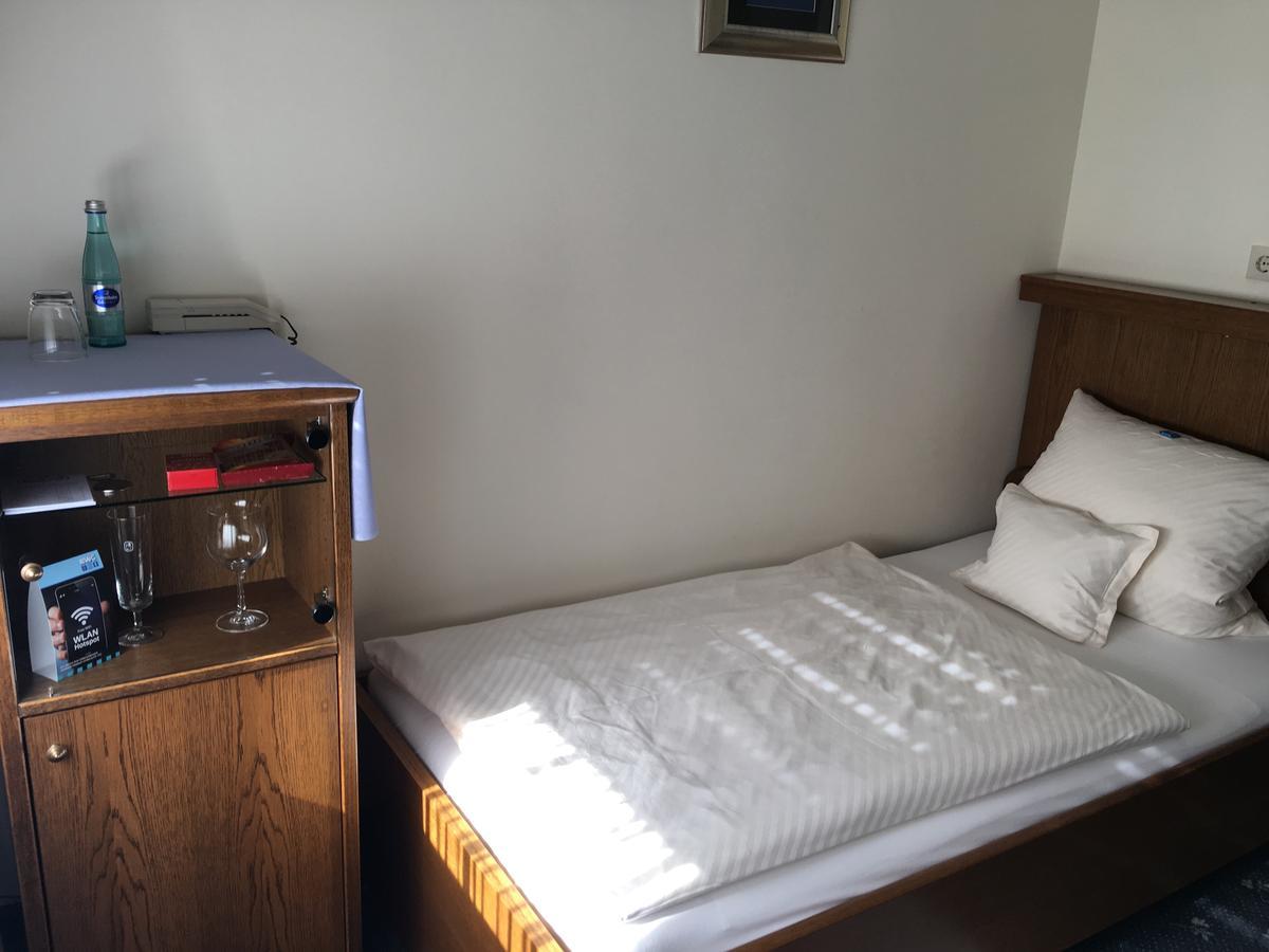 Gasthof Zur Sonne Winzenhohl Hosbach Bagian luar foto